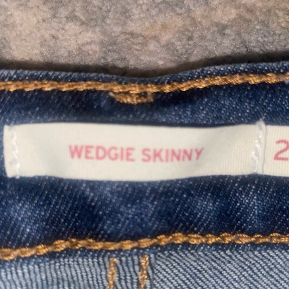 Women's Levi’s Wedgie Skinny Jeans sz 27 - Picture 4 of 7